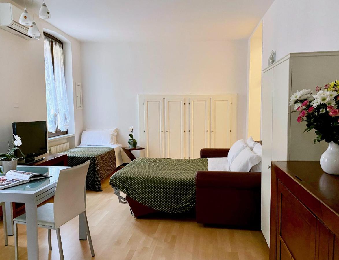 Hotel Aurora Verona Bagian luar foto
