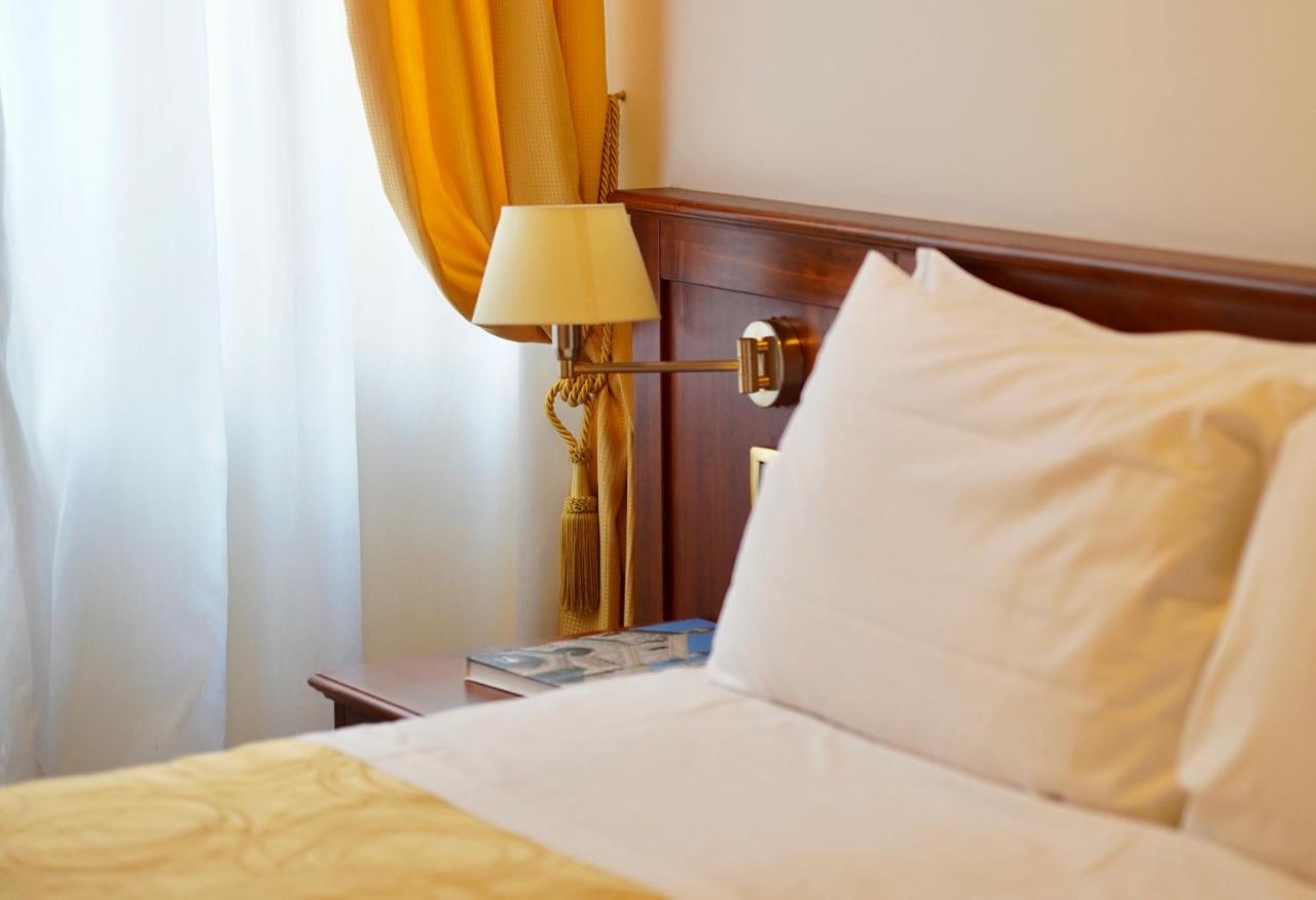 Hotel Aurora Verona Bagian luar foto