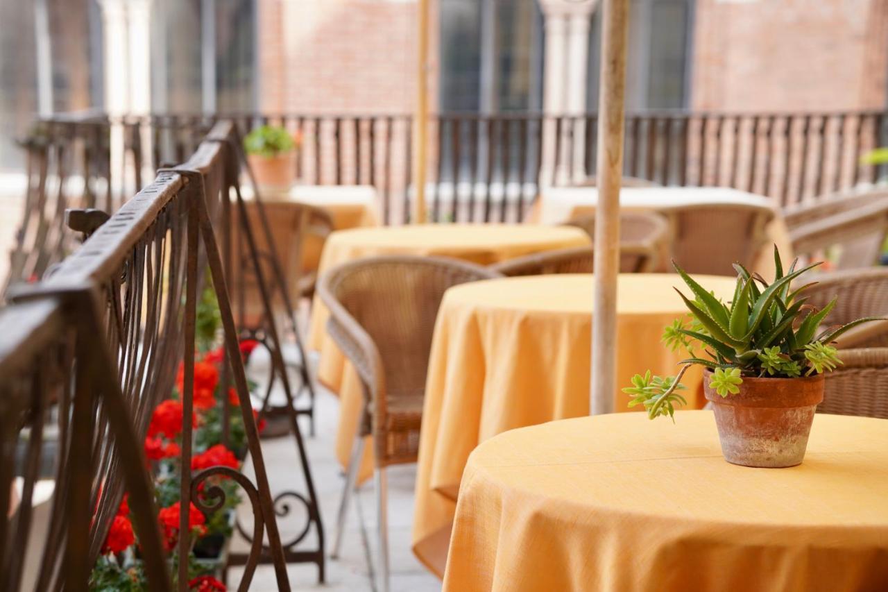 Hotel Aurora Verona Bagian luar foto