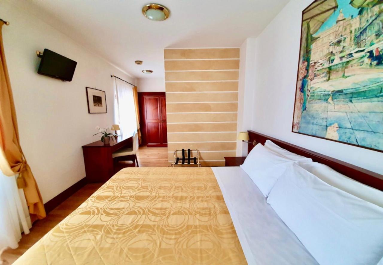 Hotel Aurora Verona Bagian luar foto
