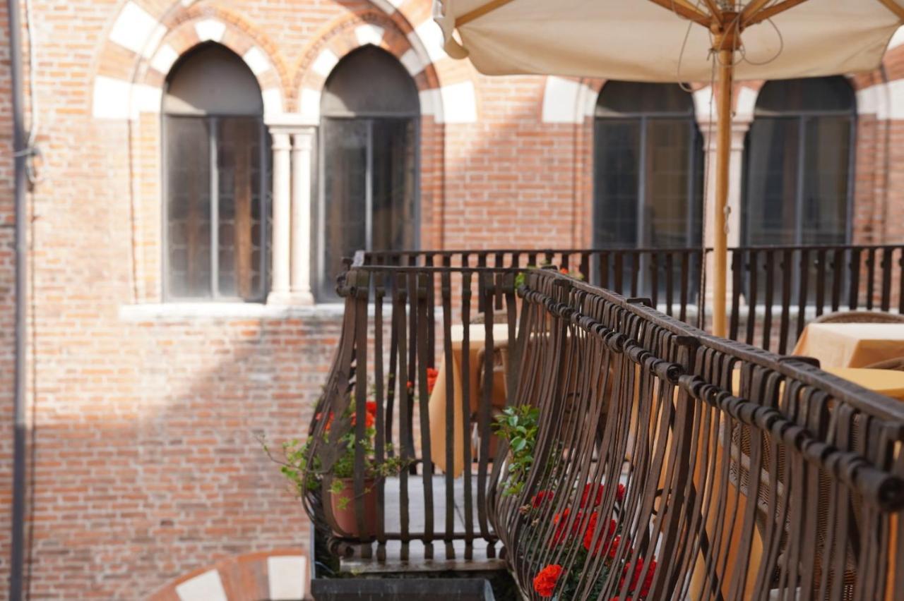 Hotel Aurora Verona Bagian luar foto
